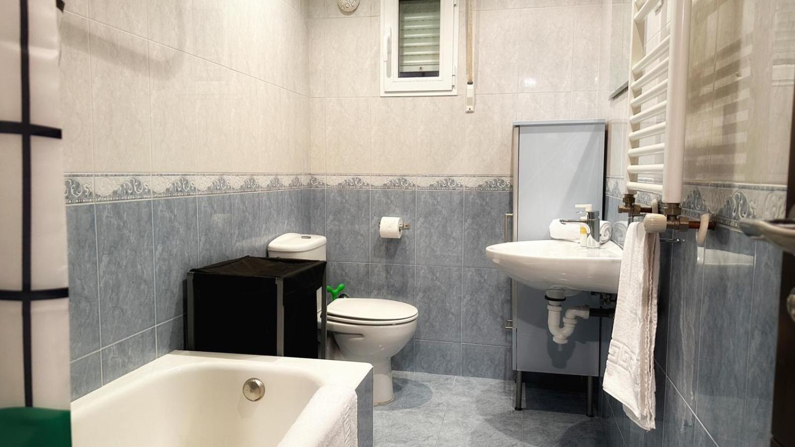 Ferienwohnung Vivienda Turistica Ciudad Jardin Con Tranquilidad Y Wifi Bilbao Exterior foto